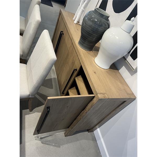 Davie Server - Chapin Furniture