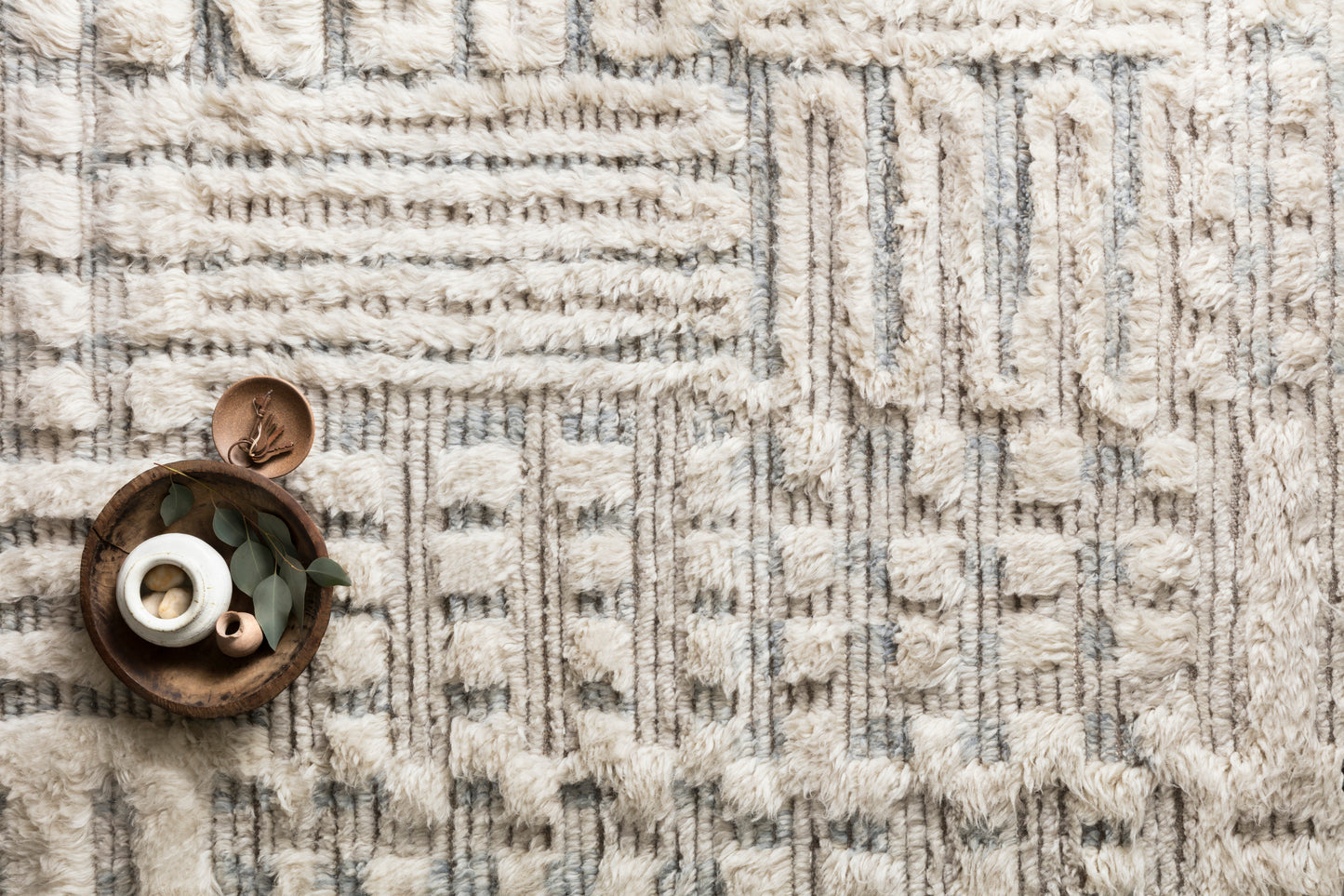 Loloi Khalid Ivory / Sky Rug - Chapin Furniture