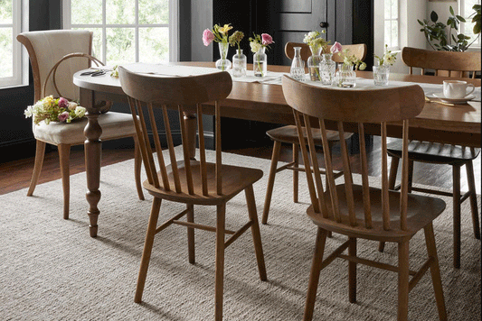 5 Best Rugs To Elevate Your Dining Room Instantly