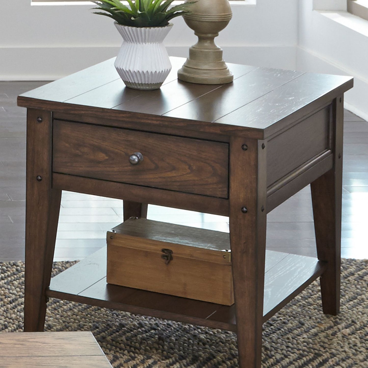 Lake House End Table - Chapin Furniture