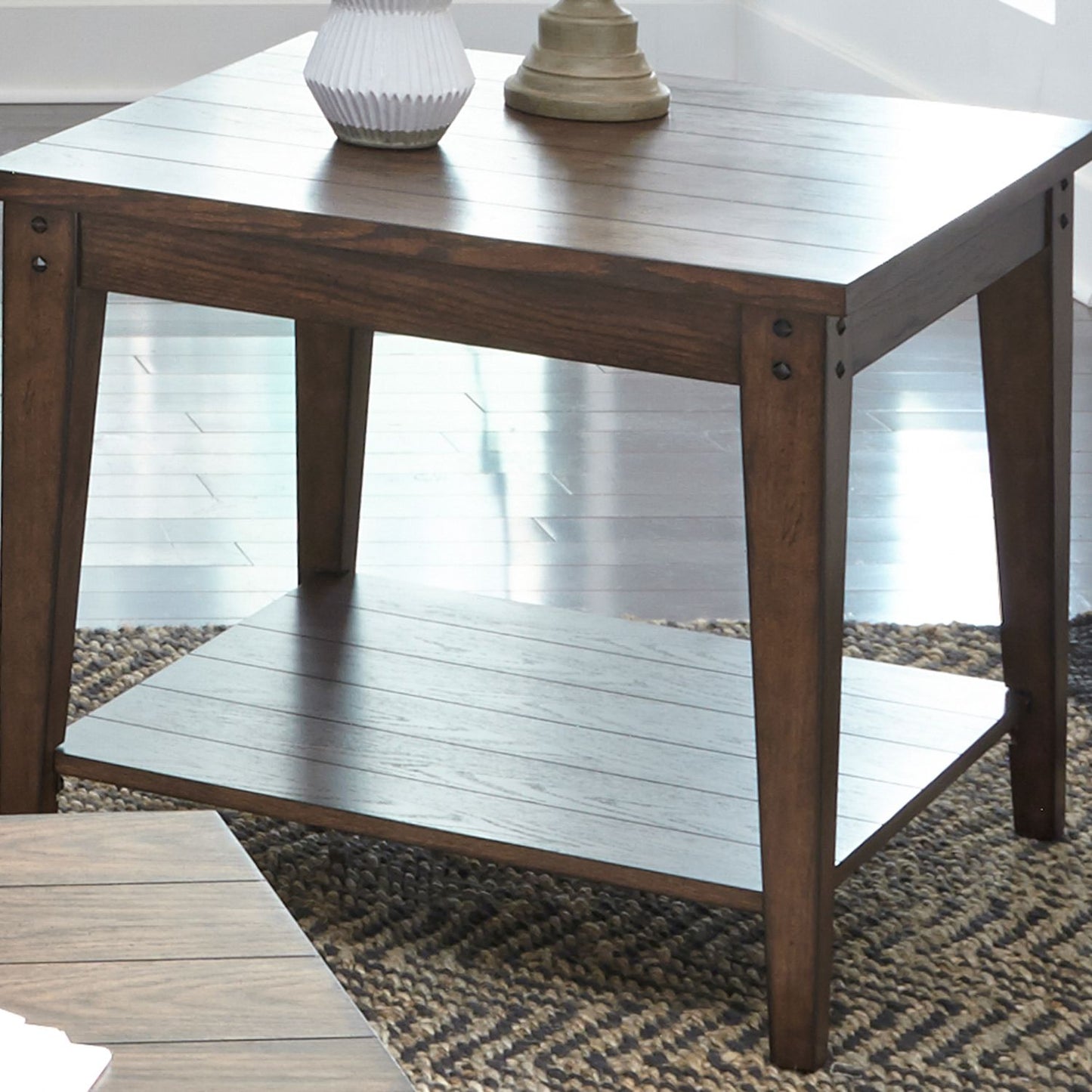 Lake House Square Lamp Table - Chapin Furniture
