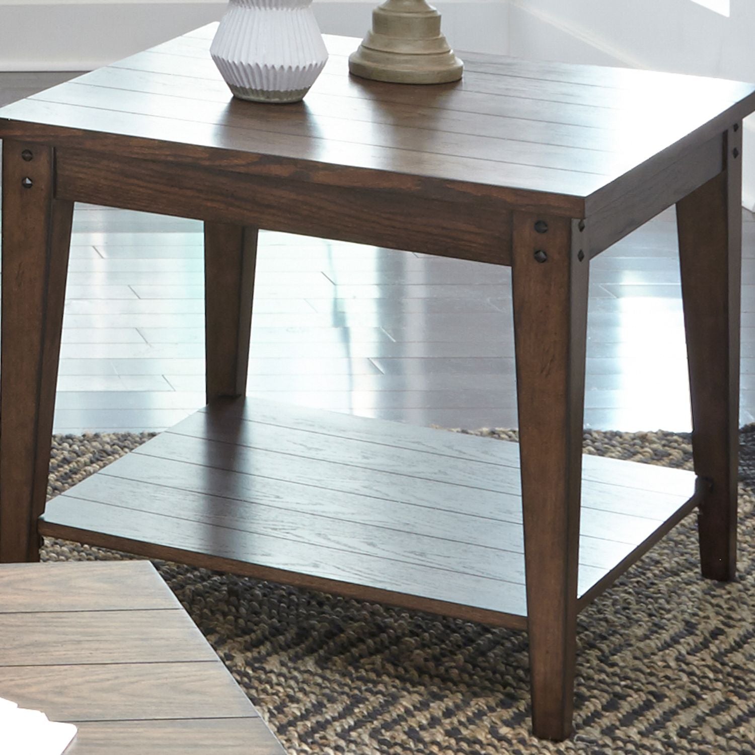 Lake House Square Lamp Table - Chapin Furniture