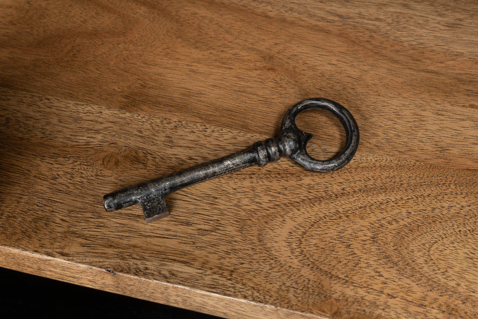 Bookcase In Ebony Finish - Chapin Furniture