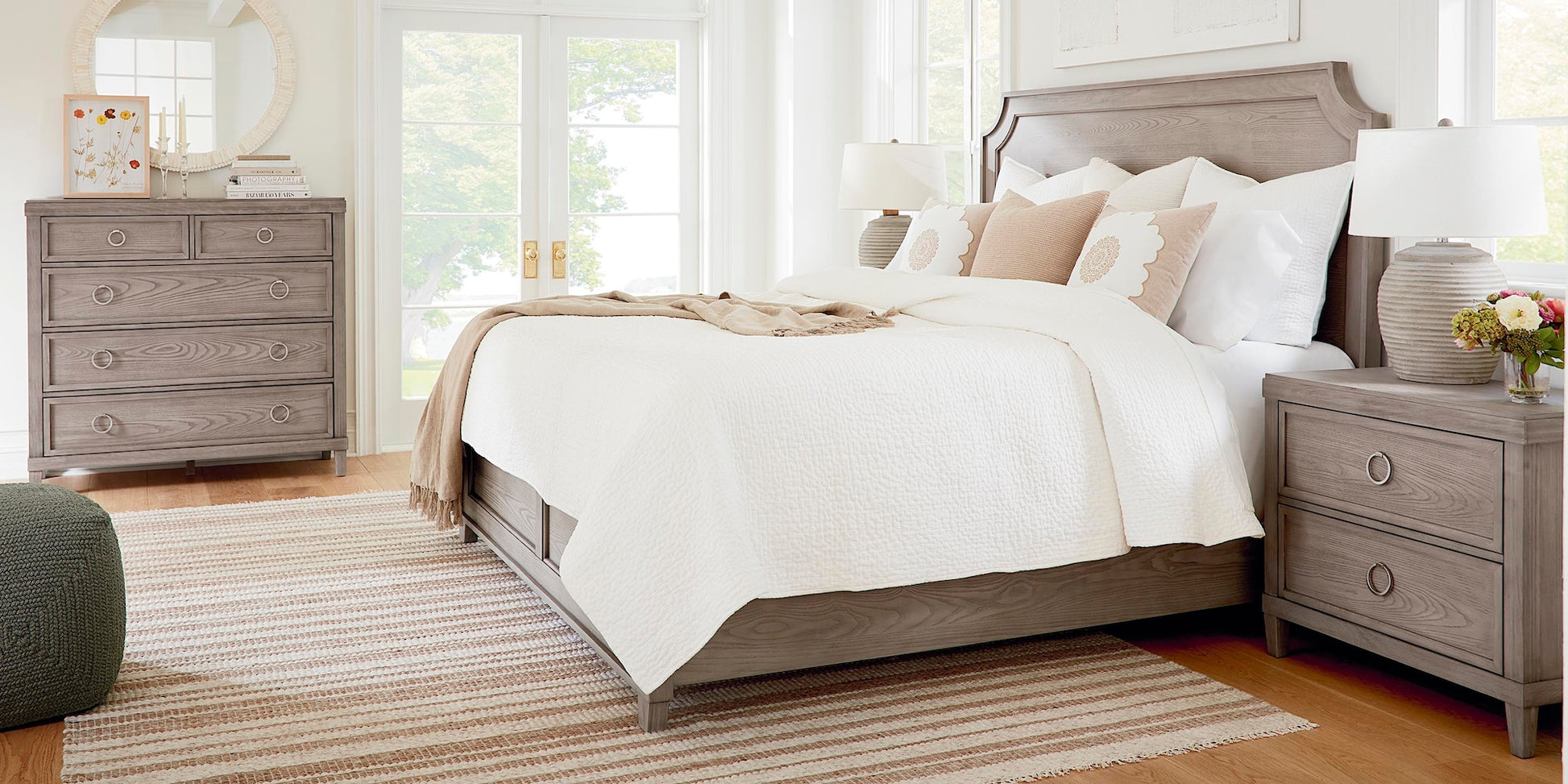Ventura Panel Bed - Chapin Furniture