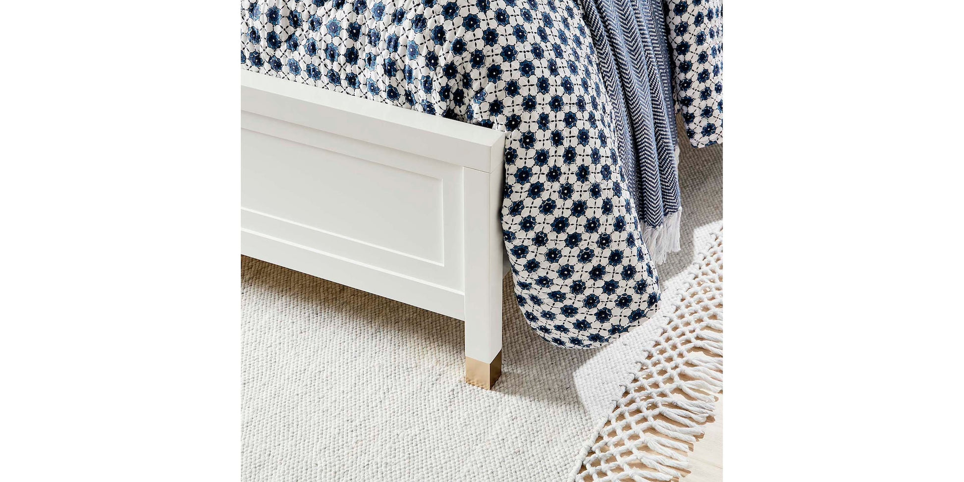 Tidewater Bed- With or Without Storage - Chapin Furniture