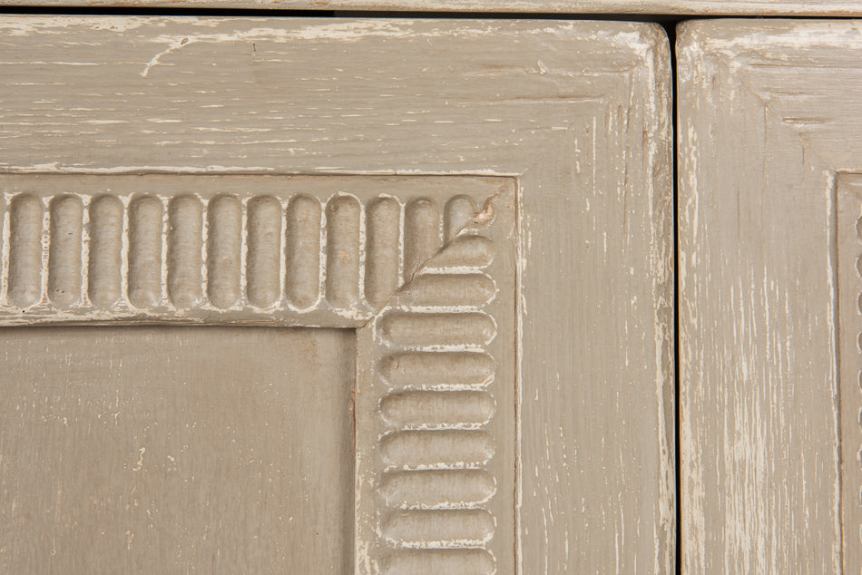 Pie Crust Door Sideboard - Chapin Furniture