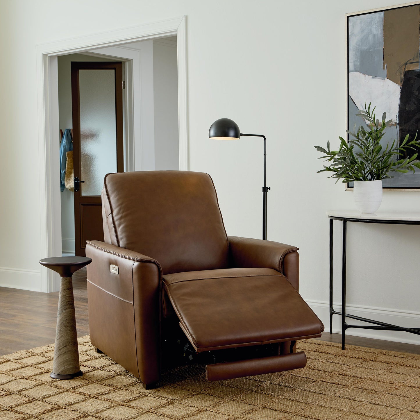Bassett Club Level Everett Leather Zero Gravity Recliner