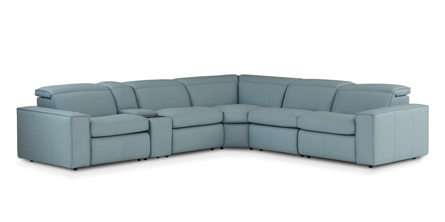 Bassett Club Level Wesley Power Leather Motion Sectional