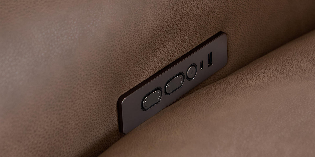Bassett Club Level Sonny Power Leather Motion Loveseat
