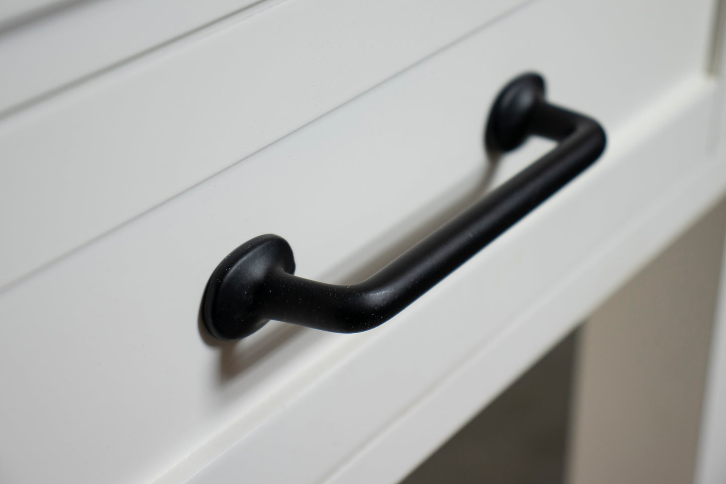 Cora End Table - Chapin Furniture