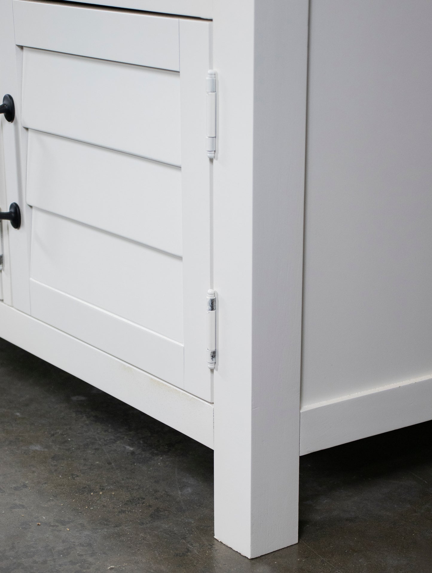Cora Entertainment Console - Chapin Furniture