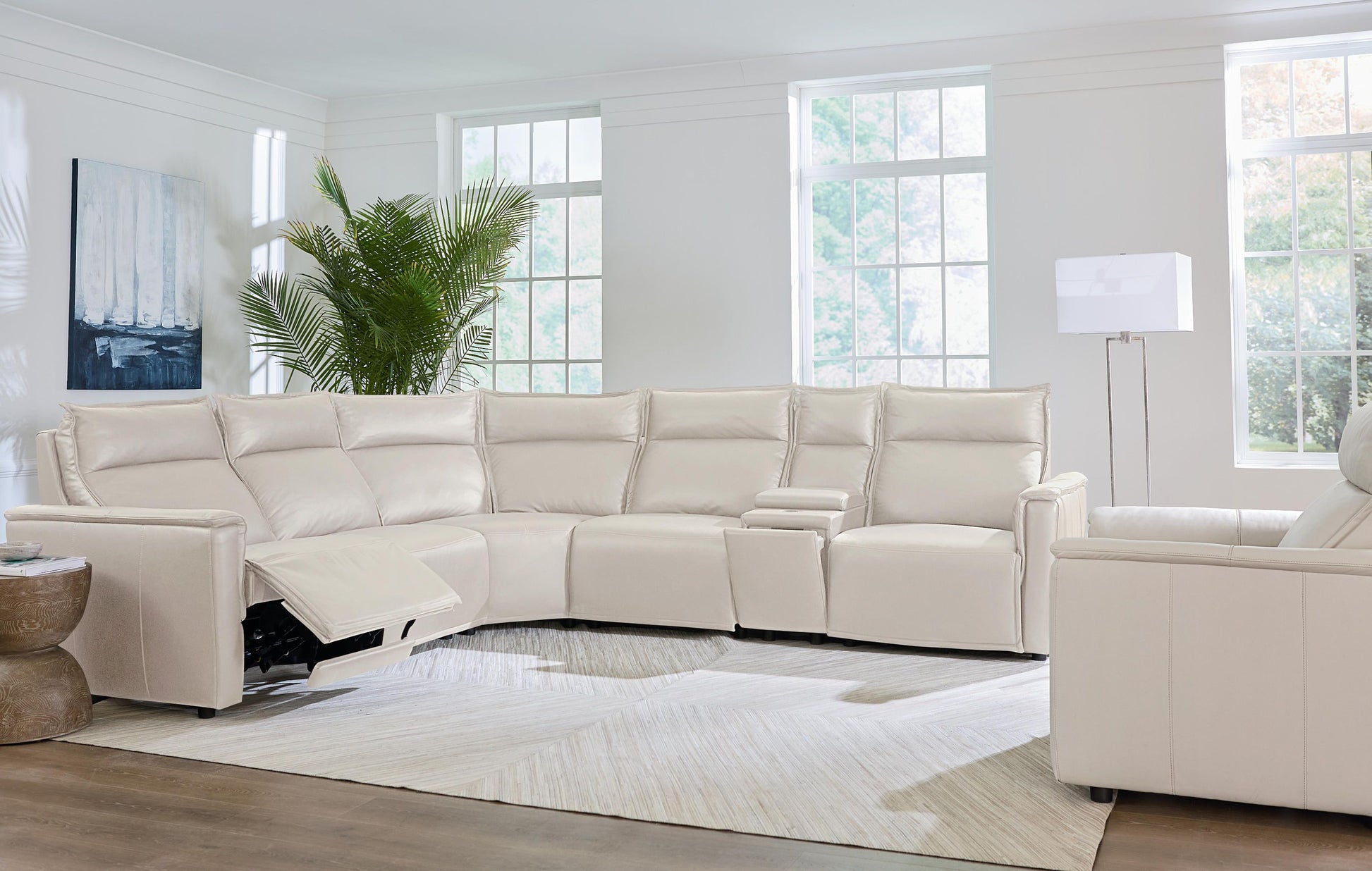 Bassett Club Level Chauncey Power Motion Sectional in Vanilla Leather - Chapin Furniture