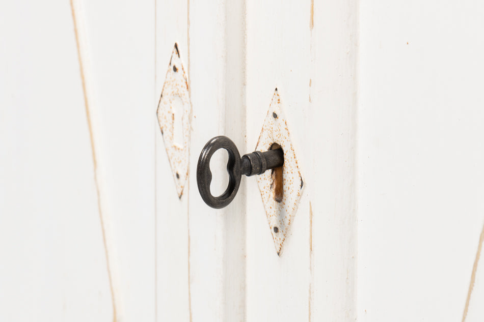 Diamond Wall Sideboard- Whitewash - Chapin Furniture