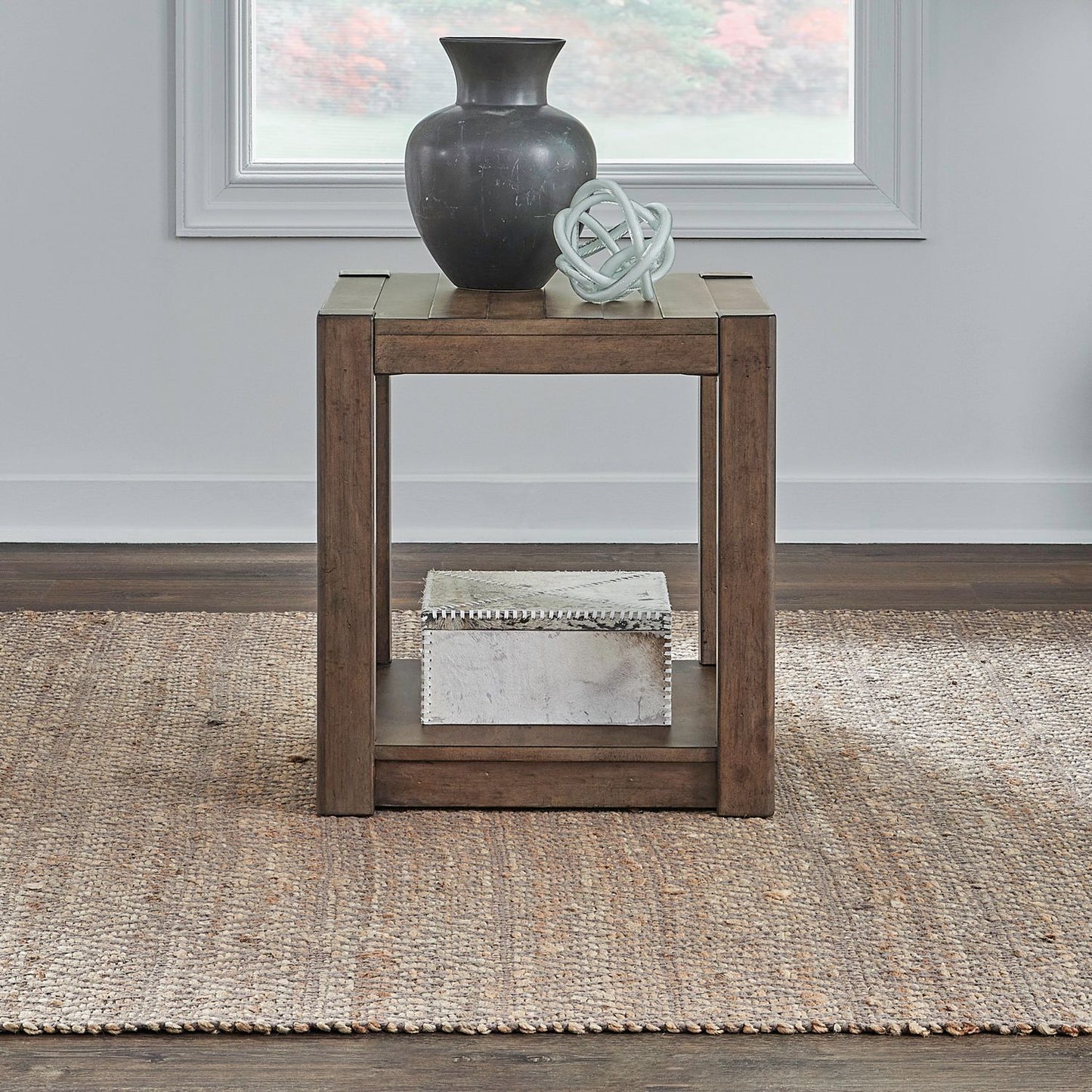 Broadmore Square Chairside Table - Chapin Furniture