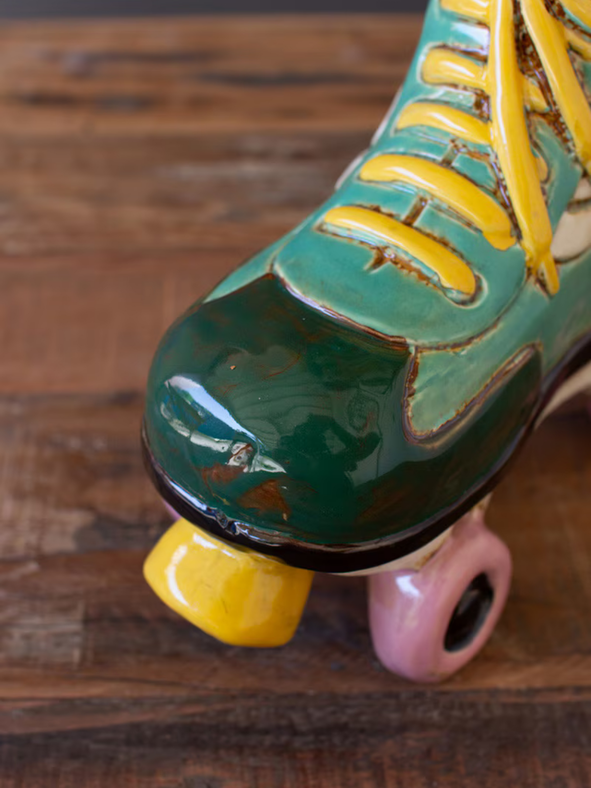 Ceramic Roller Skate Planter - Chapin Furniture