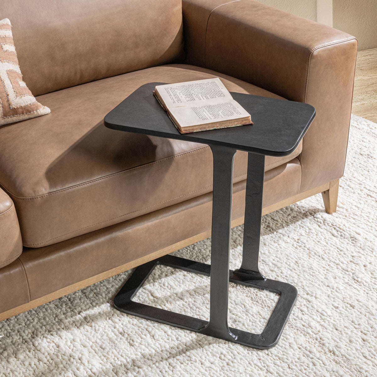 Geanna Accent Table