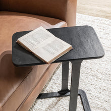 Geanna Accent Table - Chapin Furniture