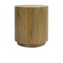 Layne Round End Table - Chapin Furniture