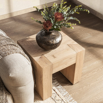 Bristol End Table - Chapin Furniture