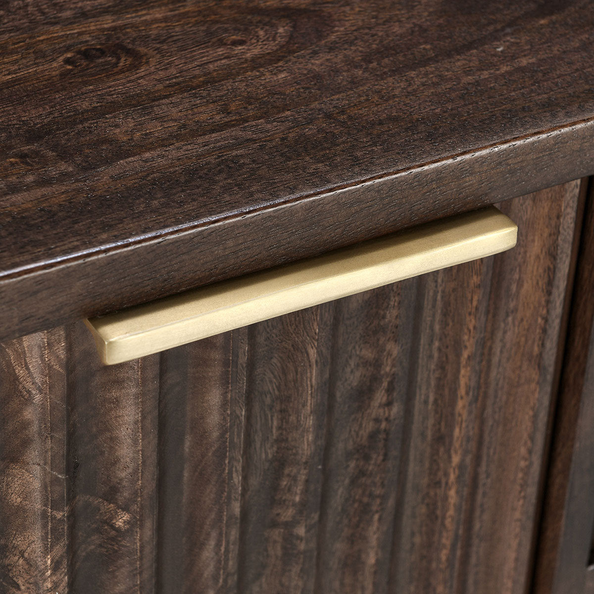 Redford 2 Door/3 Drawer Buffet Cabinet - Chapin Furniture