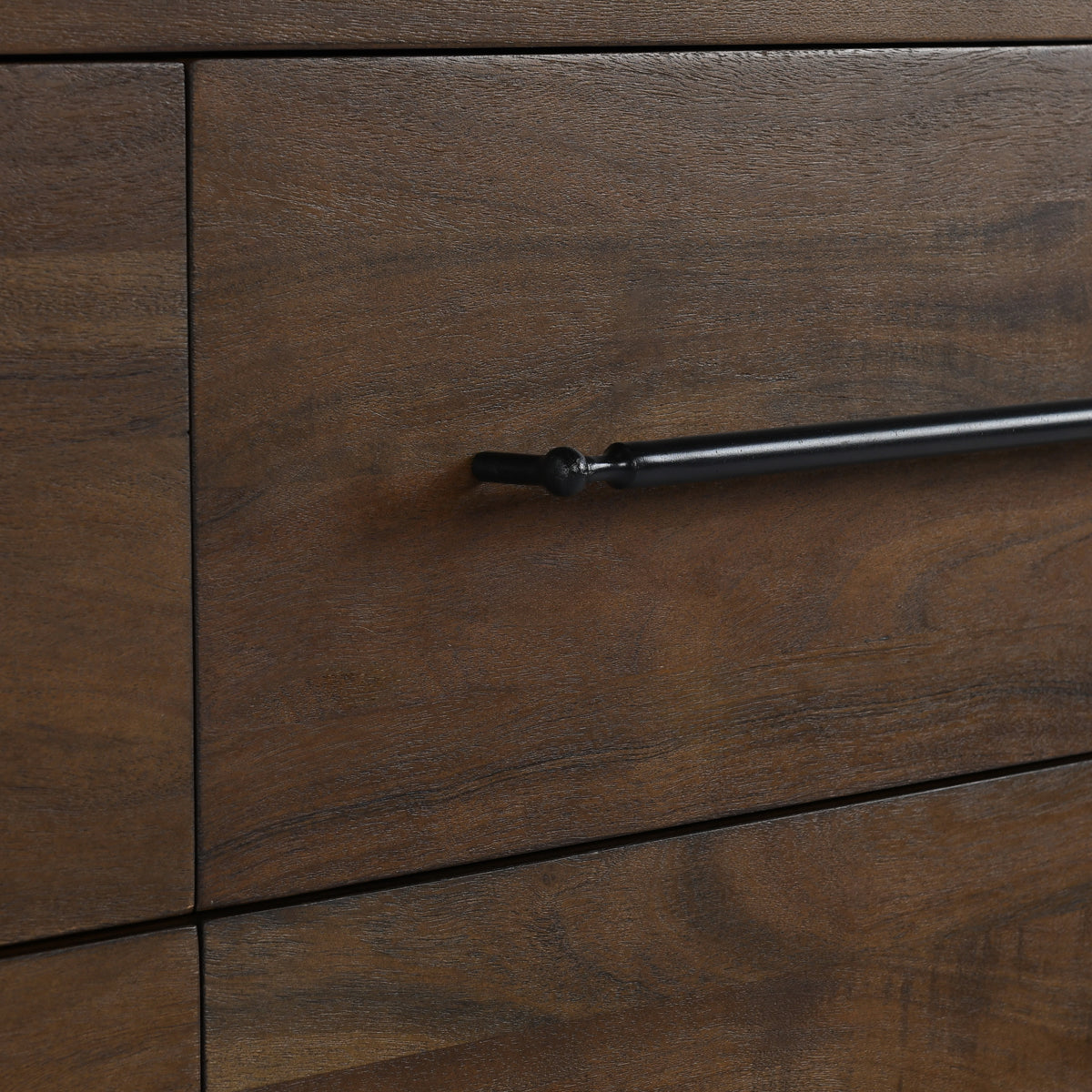 Jaxon Wood 9 Drawer Dresser - Chapin Furniture