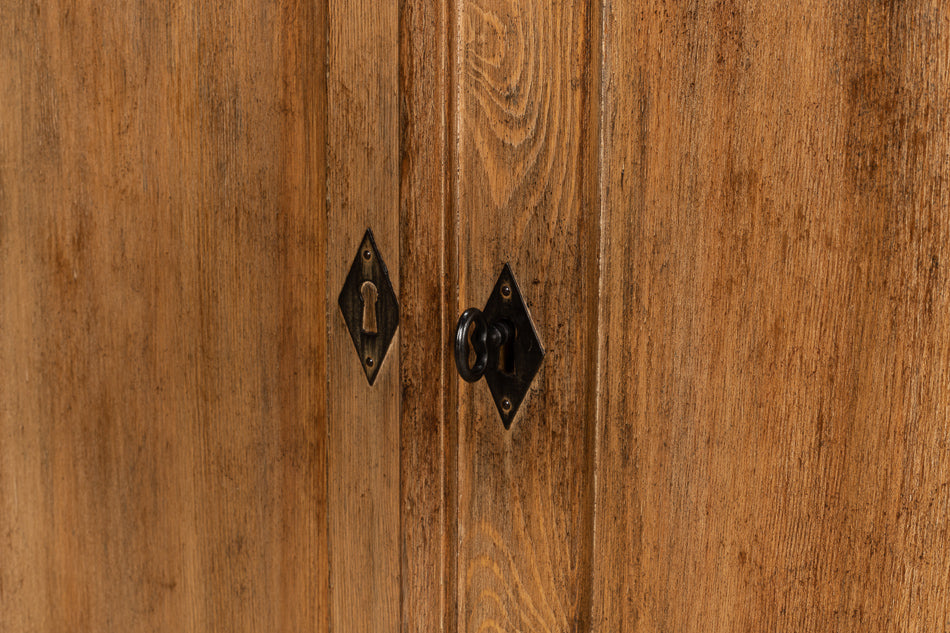 Entree' Sideboard-  Brown Finish - Chapin Furniture