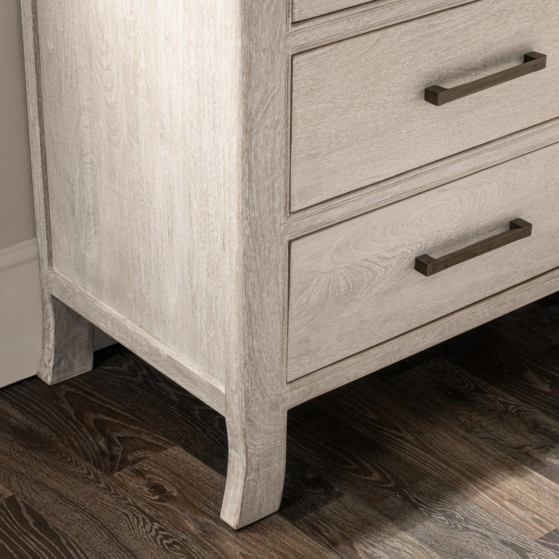 Westmont 9 Drawer Dresser - Chapin Furniture