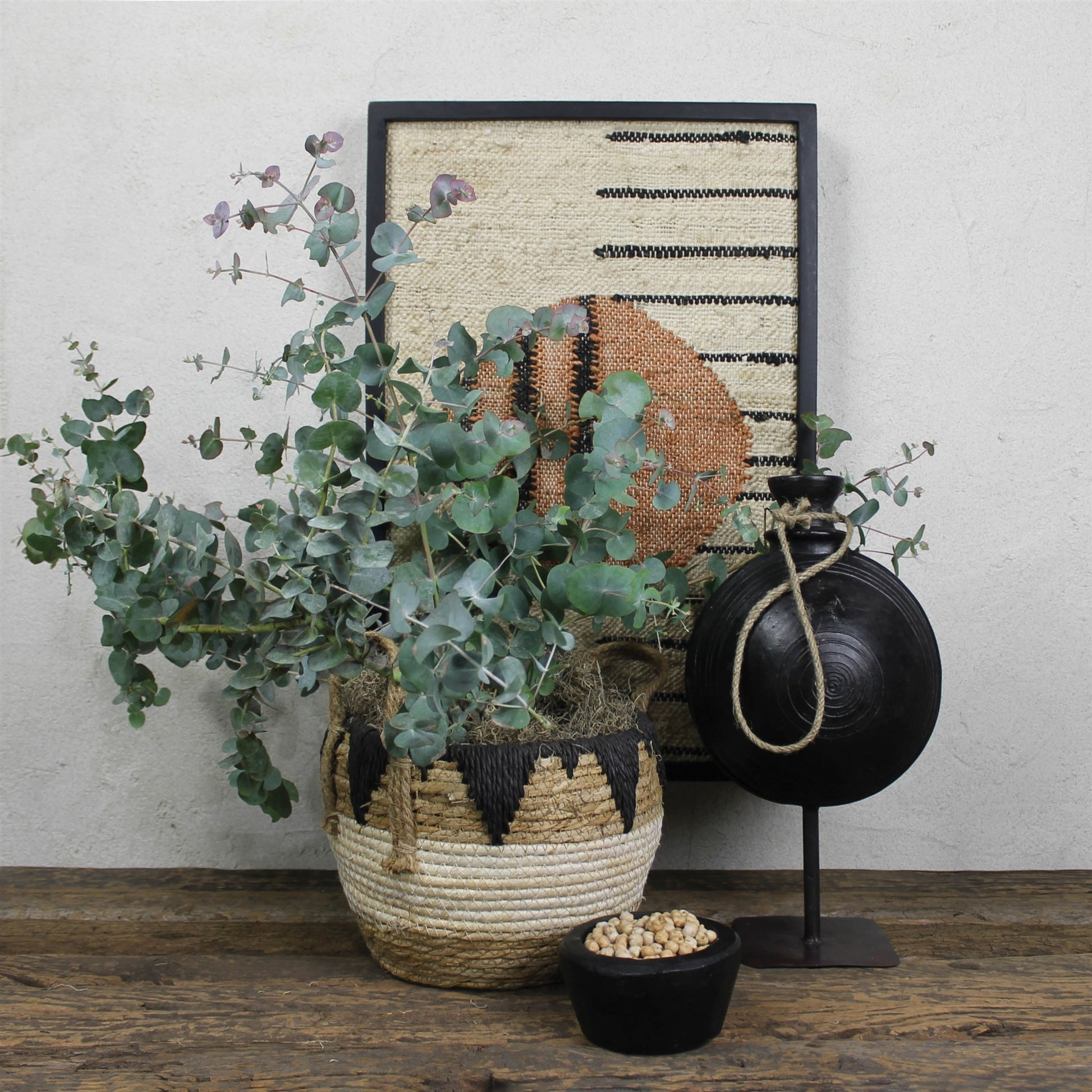 Bola Clay Pot on Stand - Medium - Chapin Furniture