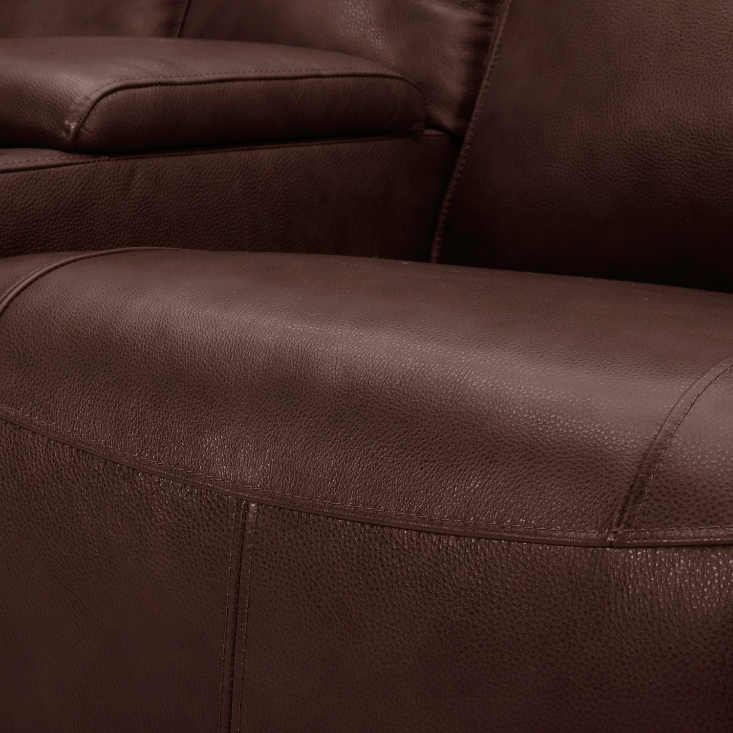 Avery Motion Consoled Loveseat - Chapin Furniture