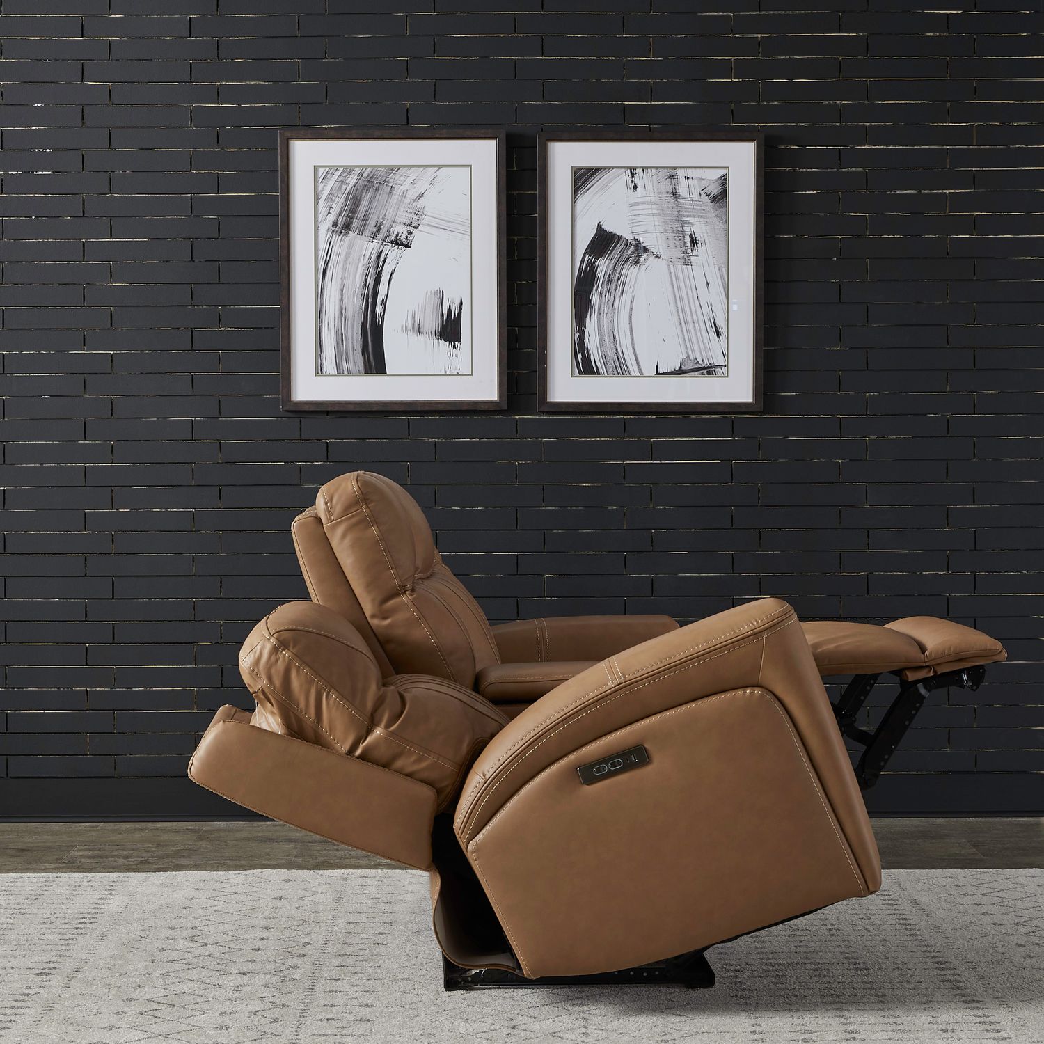 Bennett Motion Consoled Loveseat - Chapin Furniture