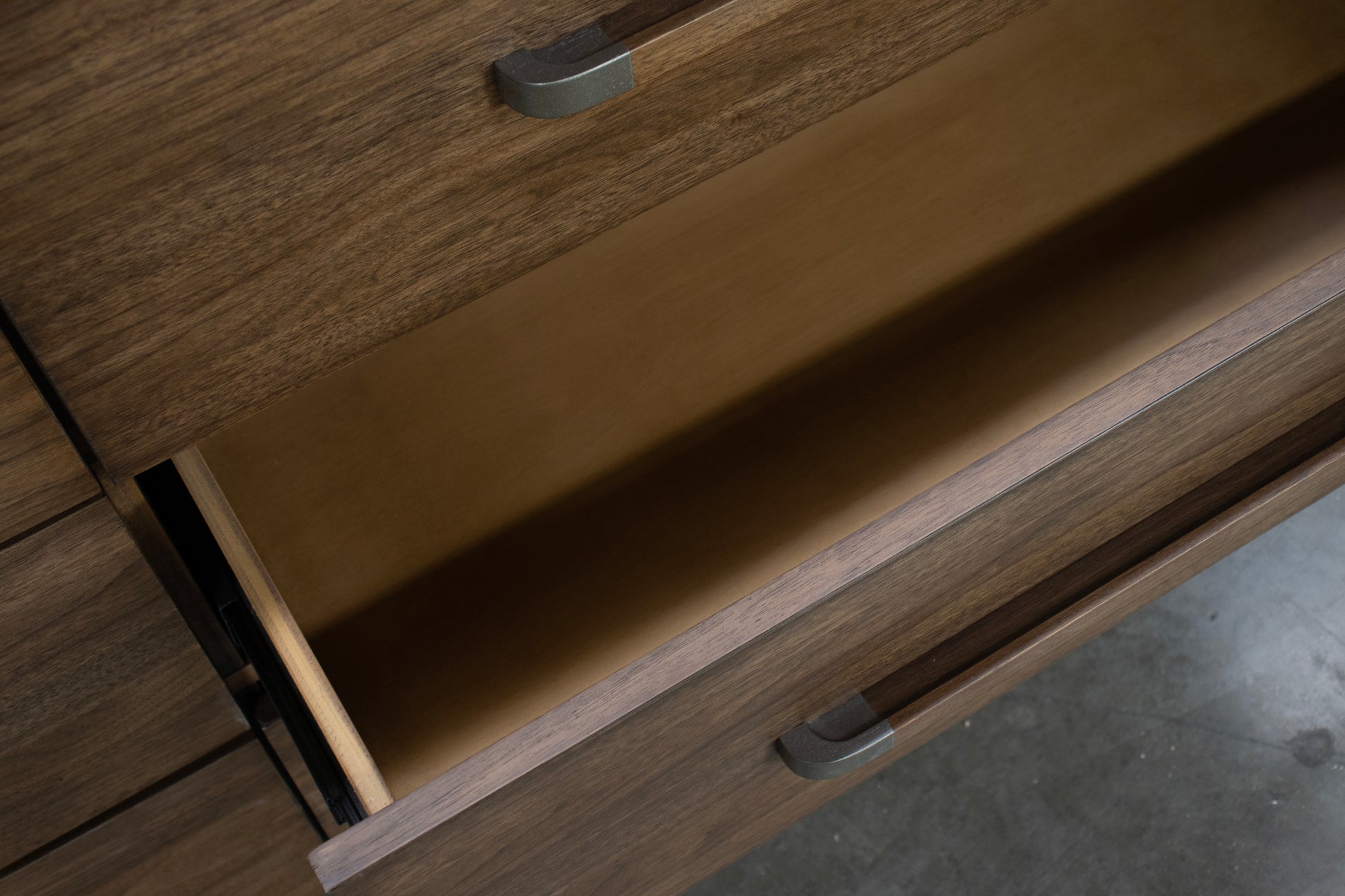 Elsie 6 Drawer Dresser - Chapin Furniture