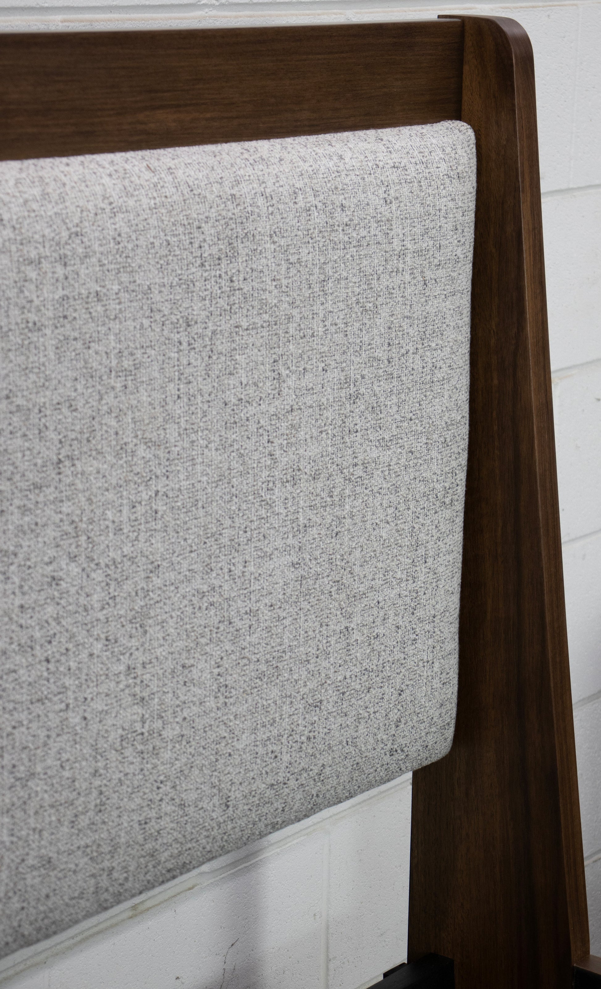 Elsie Platform Bed- Queen - Chapin Furniture