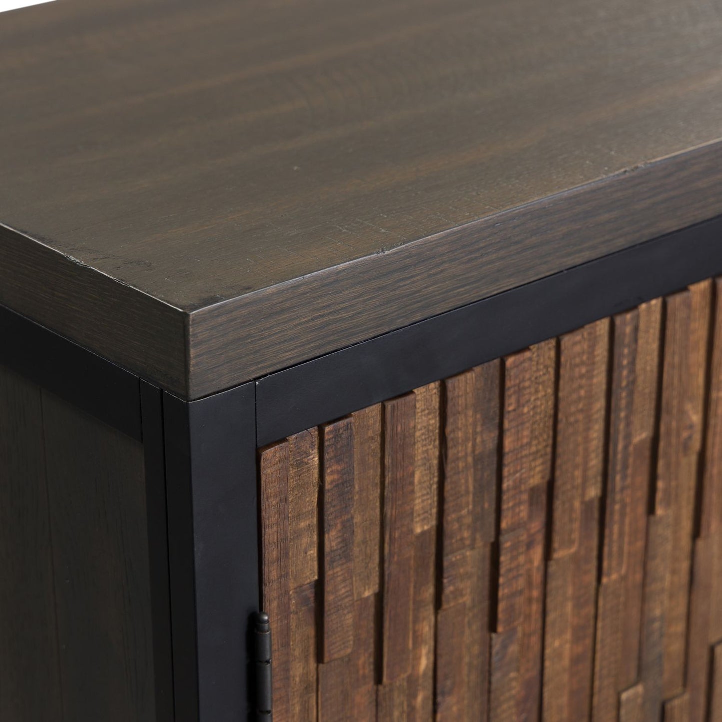 Harvest Home Server - Chapin Furniture