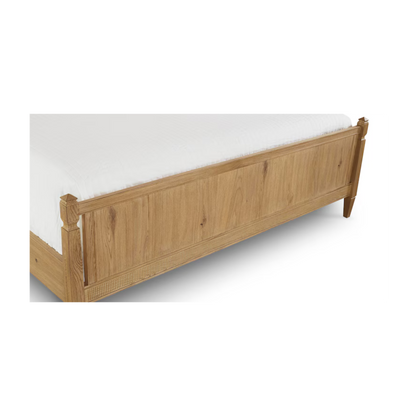 Surry Panel Bed Flaxen Oak - Queen - Chapin Furniture