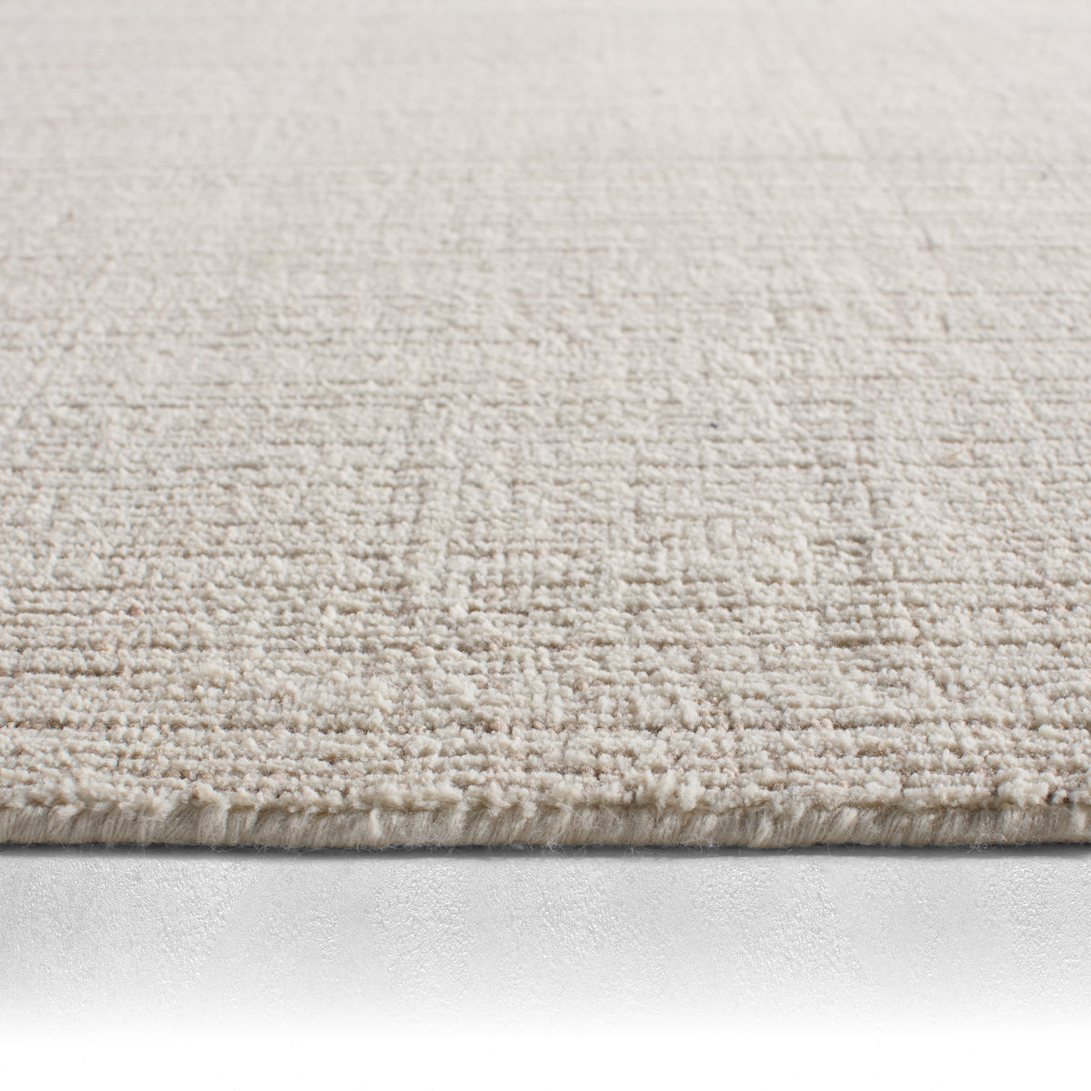 Aiya Mona AIY05 Cream Rug - Chapin Furniture
