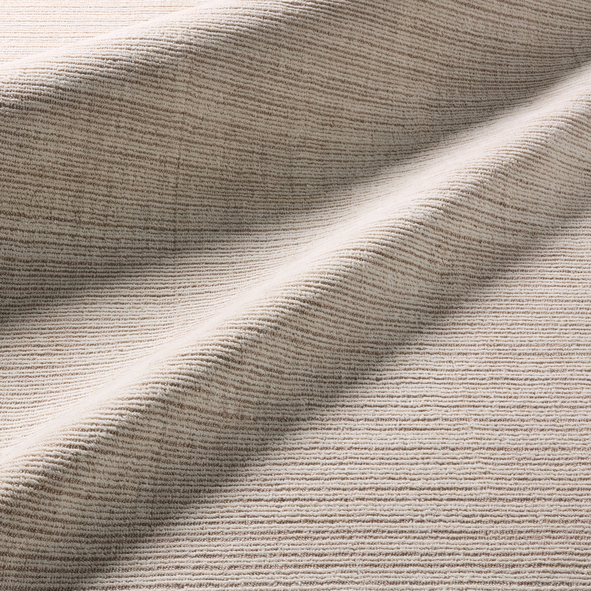 Aiya Mona AIY05 Cream Rug - Chapin Furniture