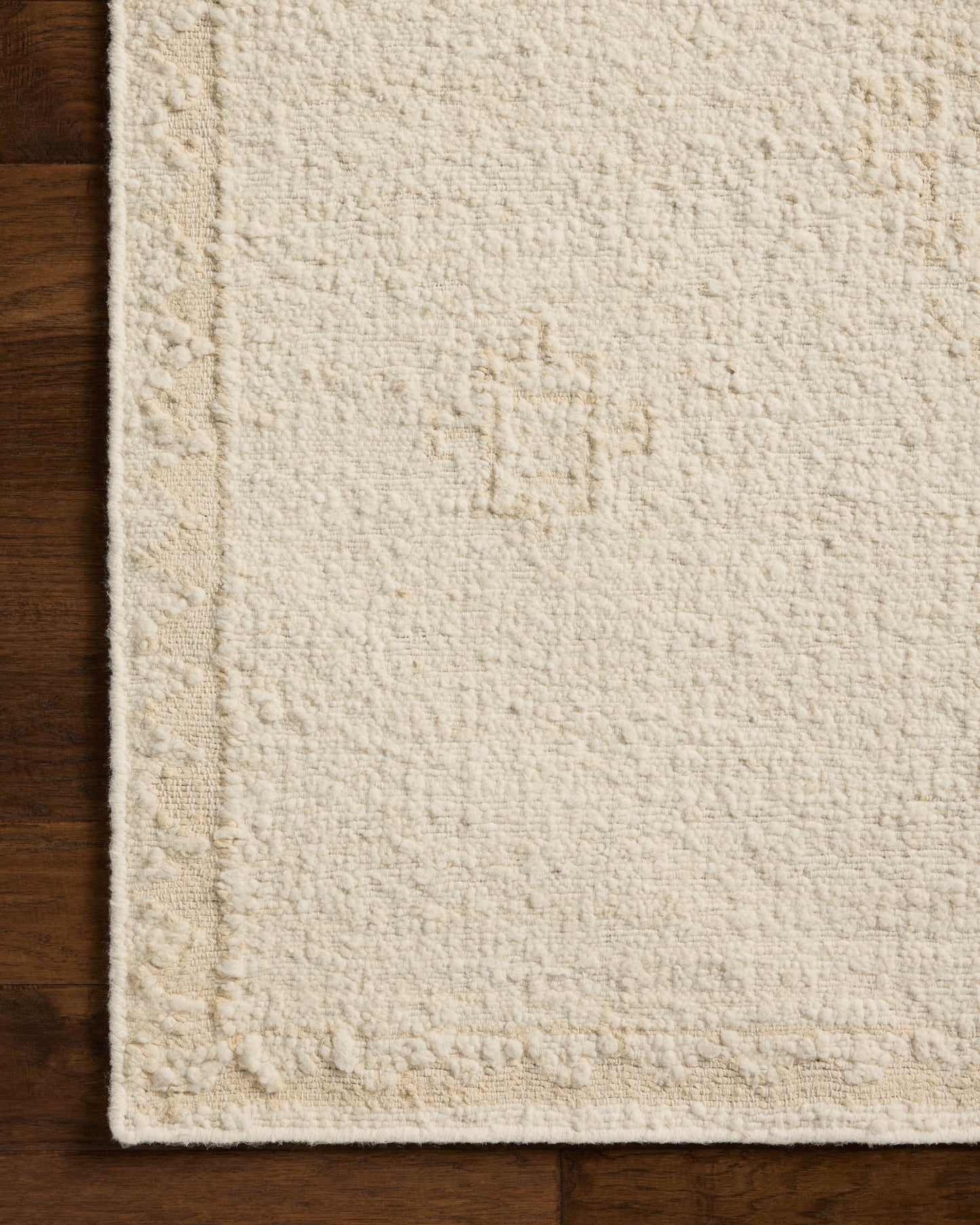 Alara 02 Ivory/Natural Rug - Chapin Furniture