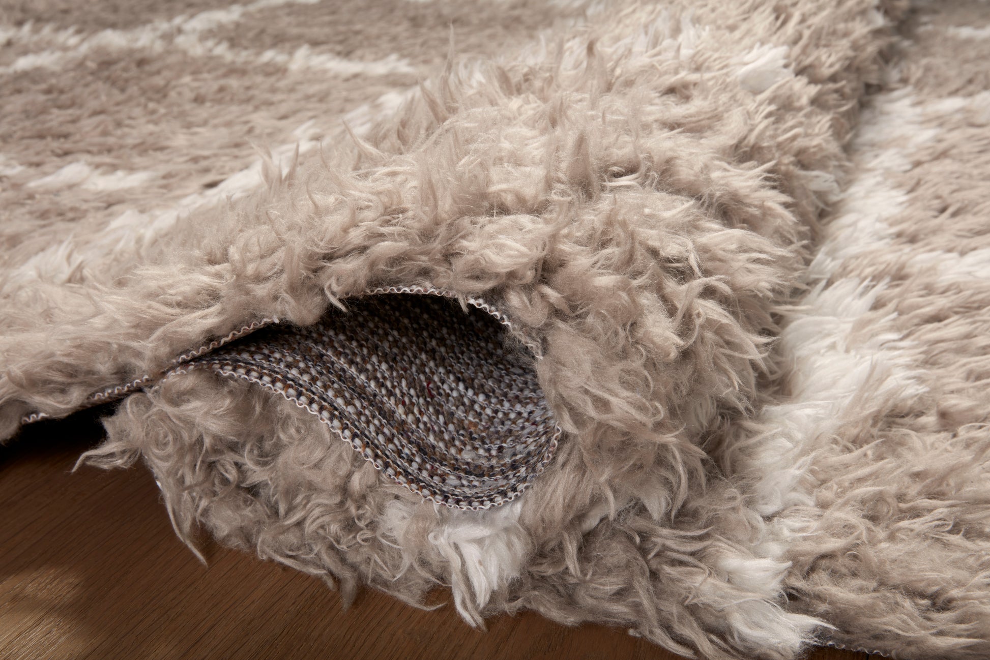 Angela Rose Amira Rug - Khaki / Ivory - Chapin Furniture