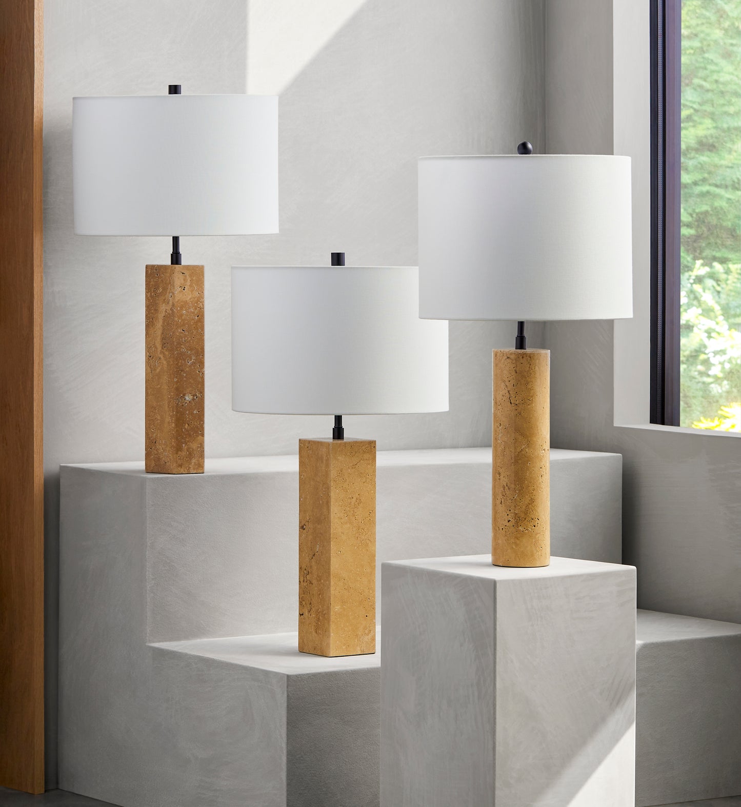 Aurembra AUM-002 Lamp - Chapin Furniture