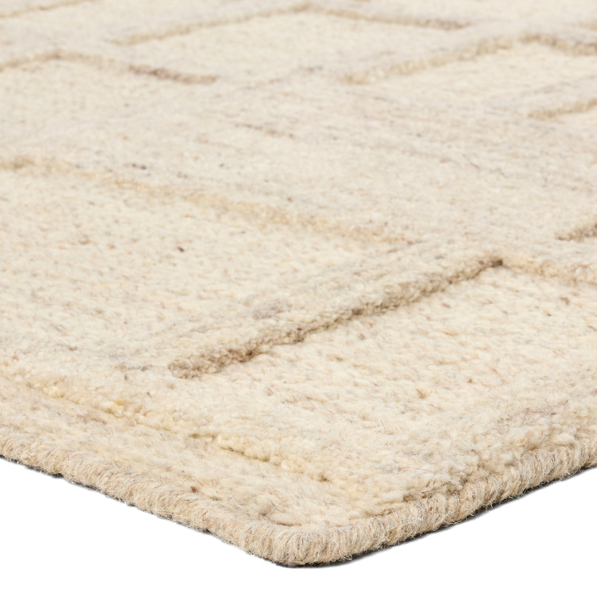 Bavell Lustrous BAV04 Cream Rug - Chapin Furniture