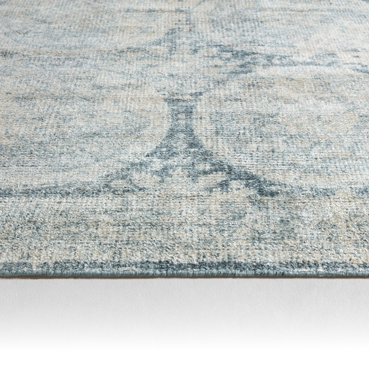 Barclay Butera Brentwood Crescent BBB04 Blue/Gray Rug - Chapin Furniture