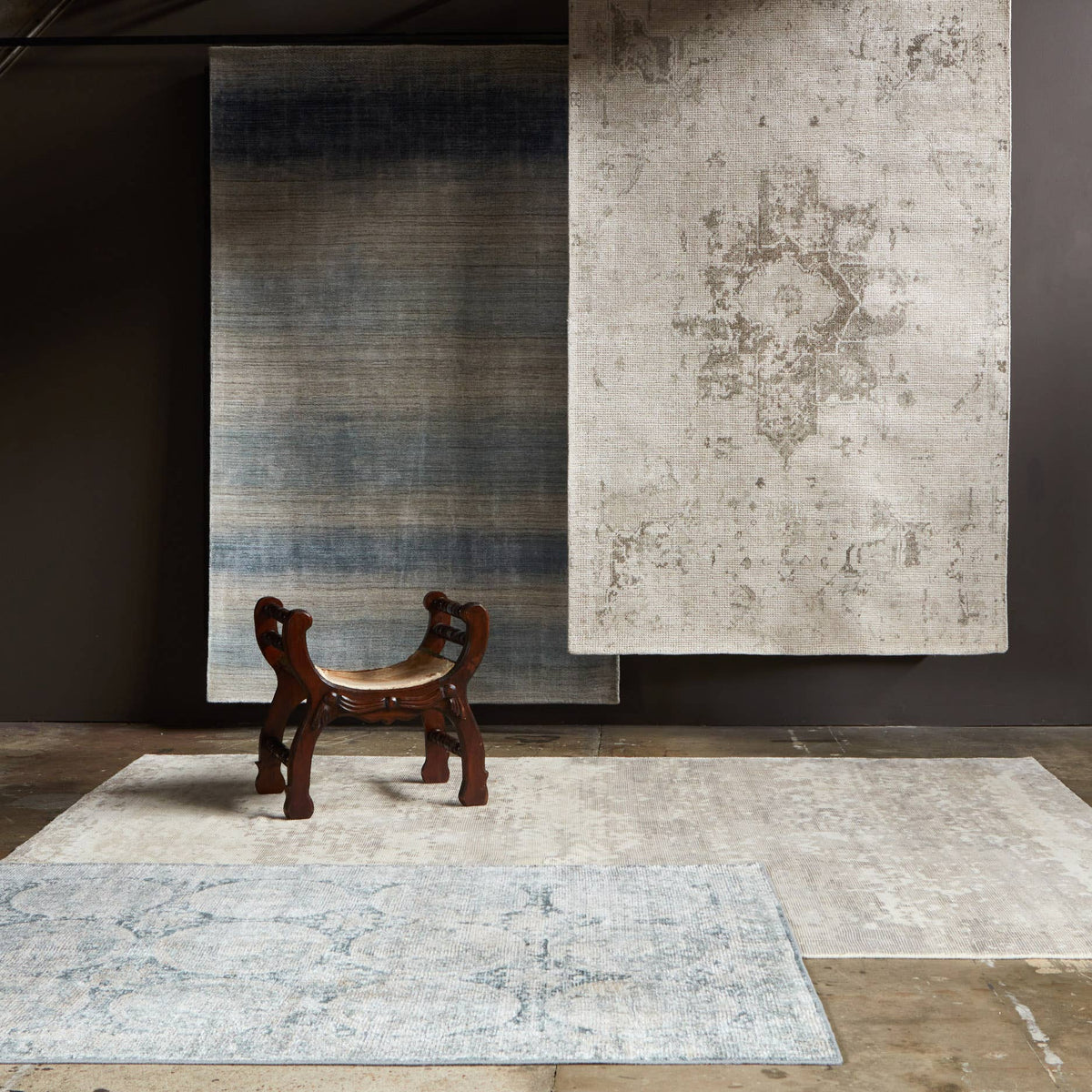Barclay Butera Brentwood Crescent BBB04 Blue/Gray Rug - Chapin Furniture