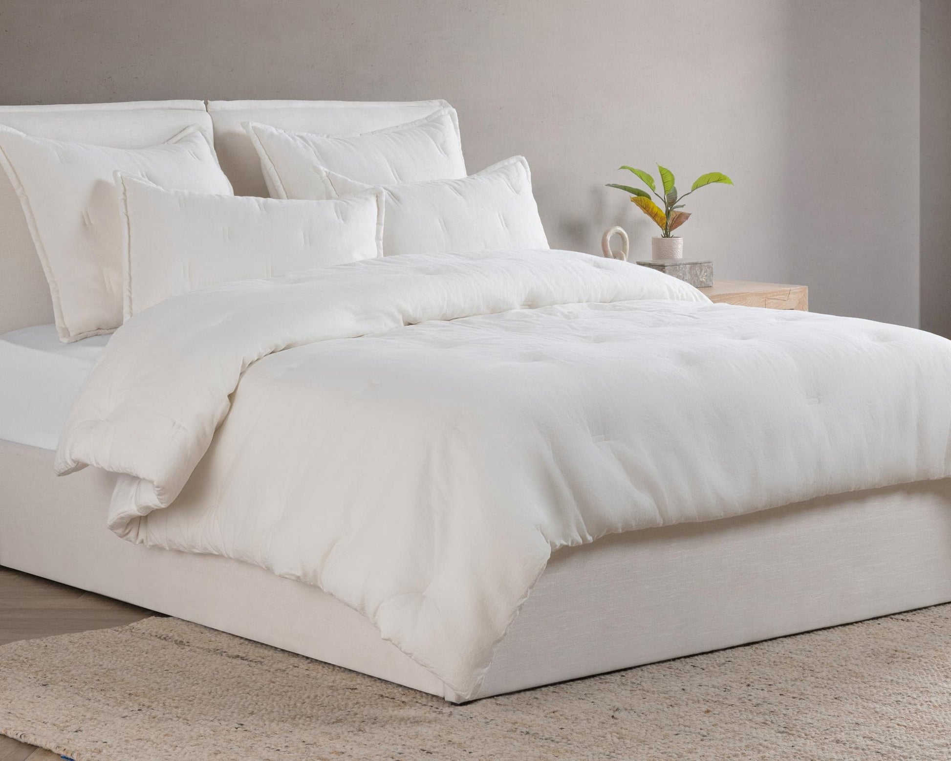 Talia Natural Comforter - Chapin Furniture