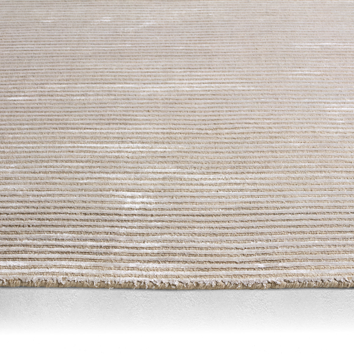 Basis Basis BI10 White Rug - Chapin Furniture