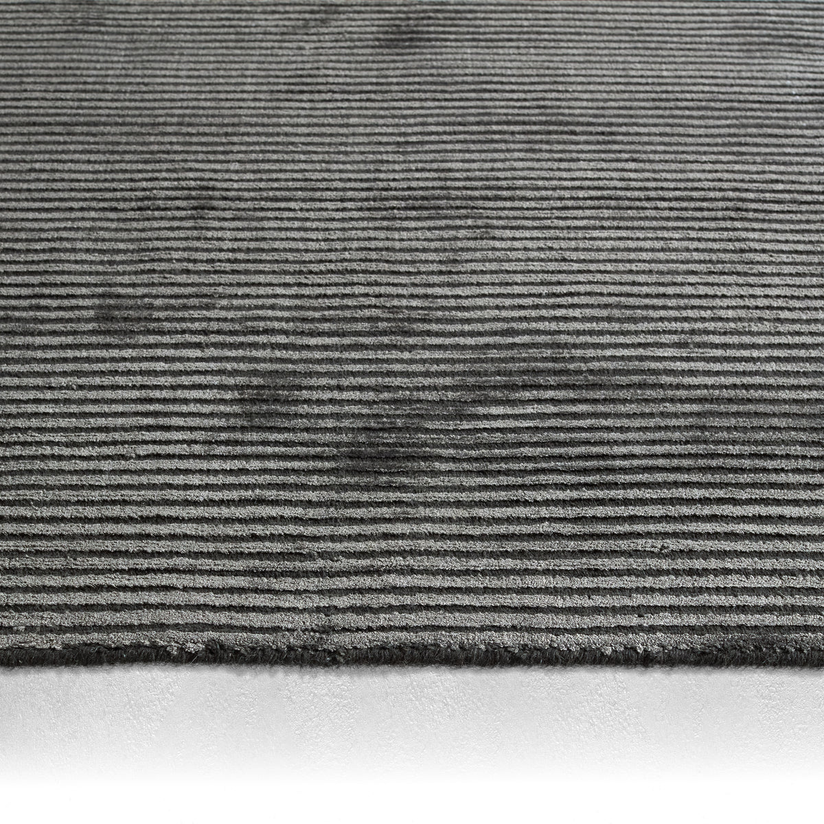 Basis Basis BI15 Dark Gray Rug - Chapin Furniture