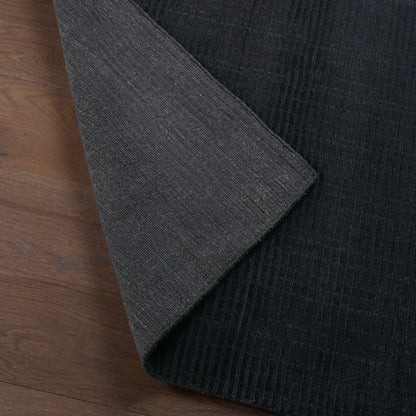 Basis Basis BI32 Black Rug - Chapin Furniture