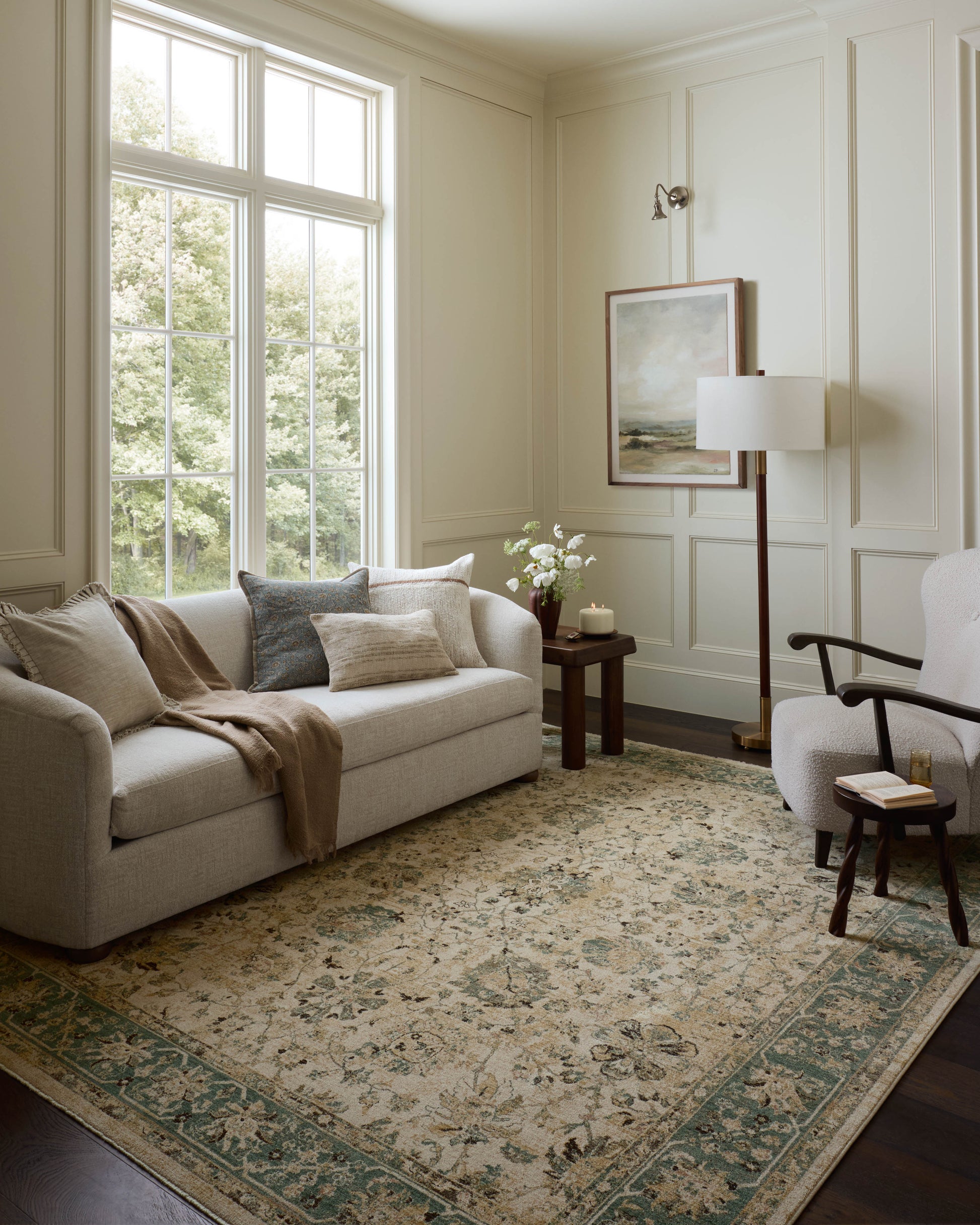 Briar 05 Antique Ivory/Blue Rug - Chapin Furniture