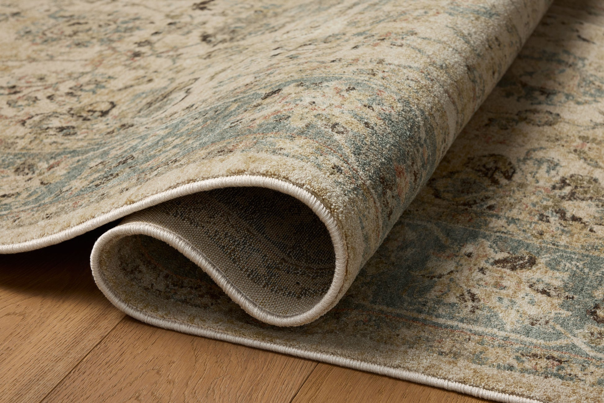 Briar 05 Antique Ivory/Blue Rug - Chapin Furniture