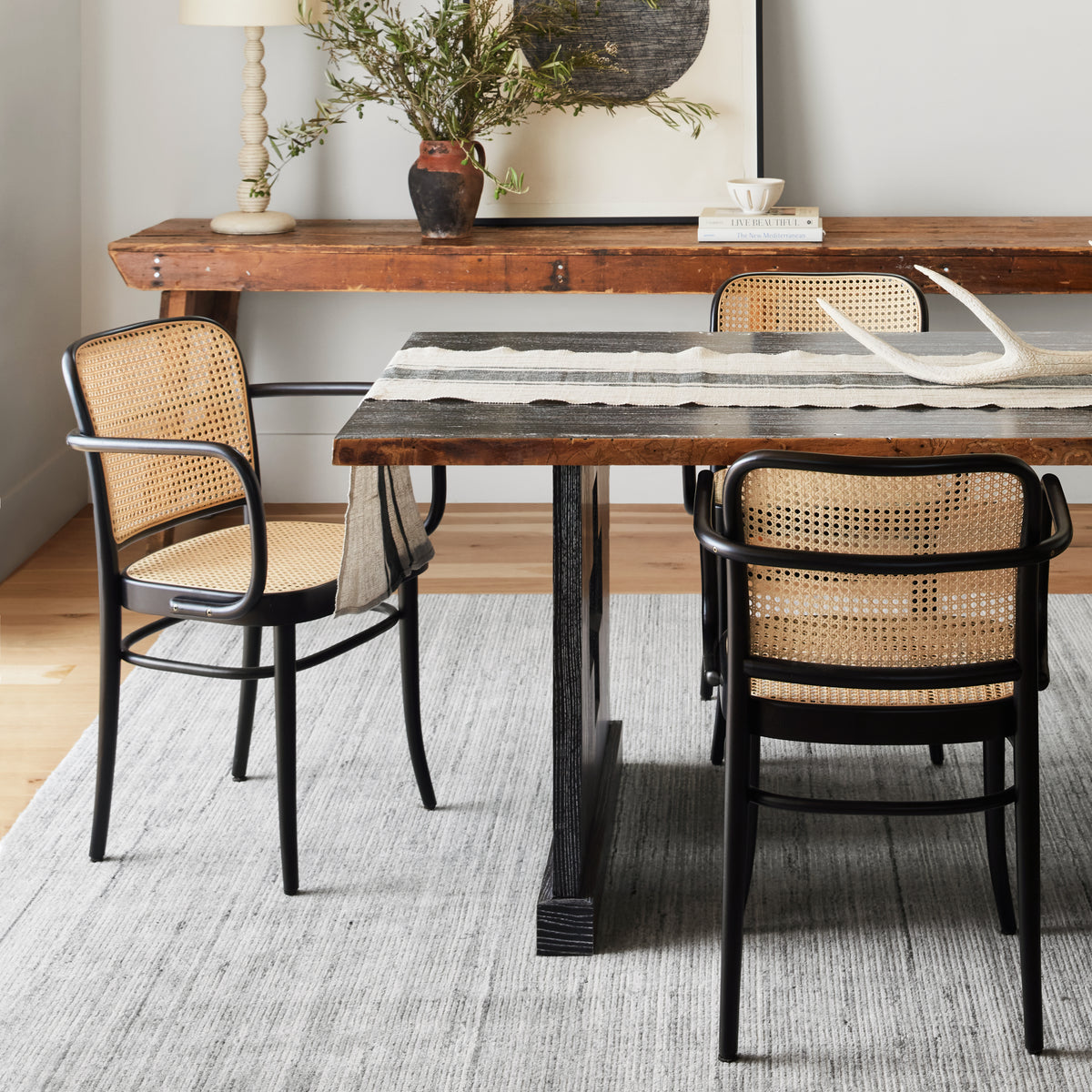 Jaipur Living Brevin Danan Handmade Indoor/ Outdoor Solid Gray/ Ivory Rug - Chapin Furniture