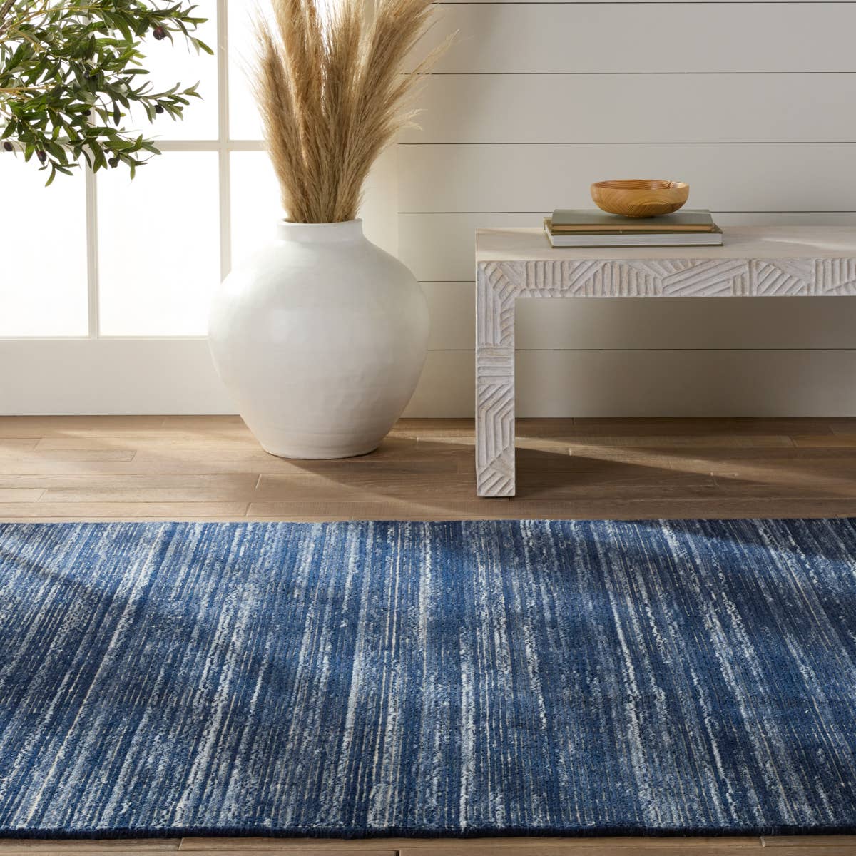 Brevin Danan BRV04 Navy/Cream Indoor/Outdoor Rug - Chapin Furniture